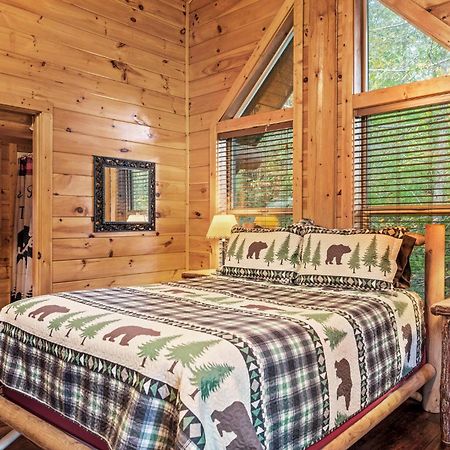 Relaxation Retreat - Large Family Cabin - Wifi, Fire Pit, Game Room With Pool Table And More Sevierville Eksteriør bilde