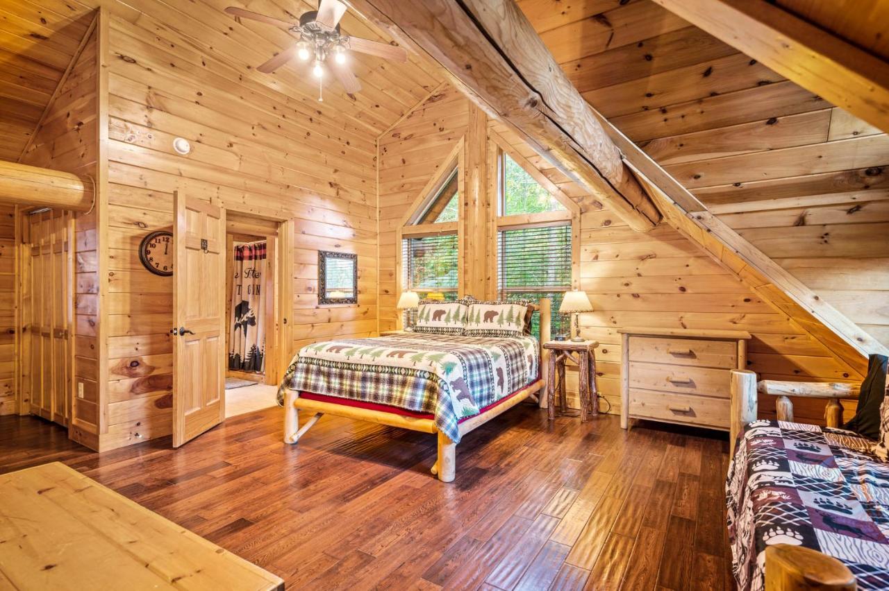 Relaxation Retreat - Large Family Cabin - Wifi, Fire Pit, Game Room With Pool Table And More Sevierville Eksteriør bilde