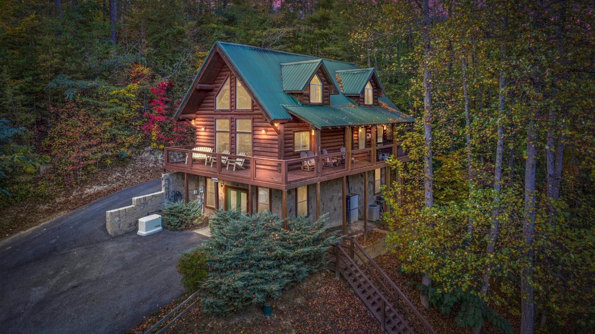 Relaxation Retreat - Large Family Cabin - Wifi, Fire Pit, Game Room With Pool Table And More Sevierville Eksteriør bilde